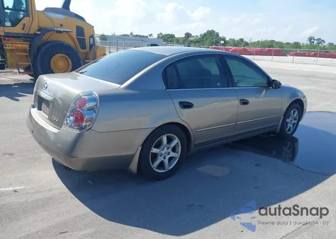 2005 Nissan Altima 2.5 S from USA, damaged, VIN 1N4AL11D75C354838